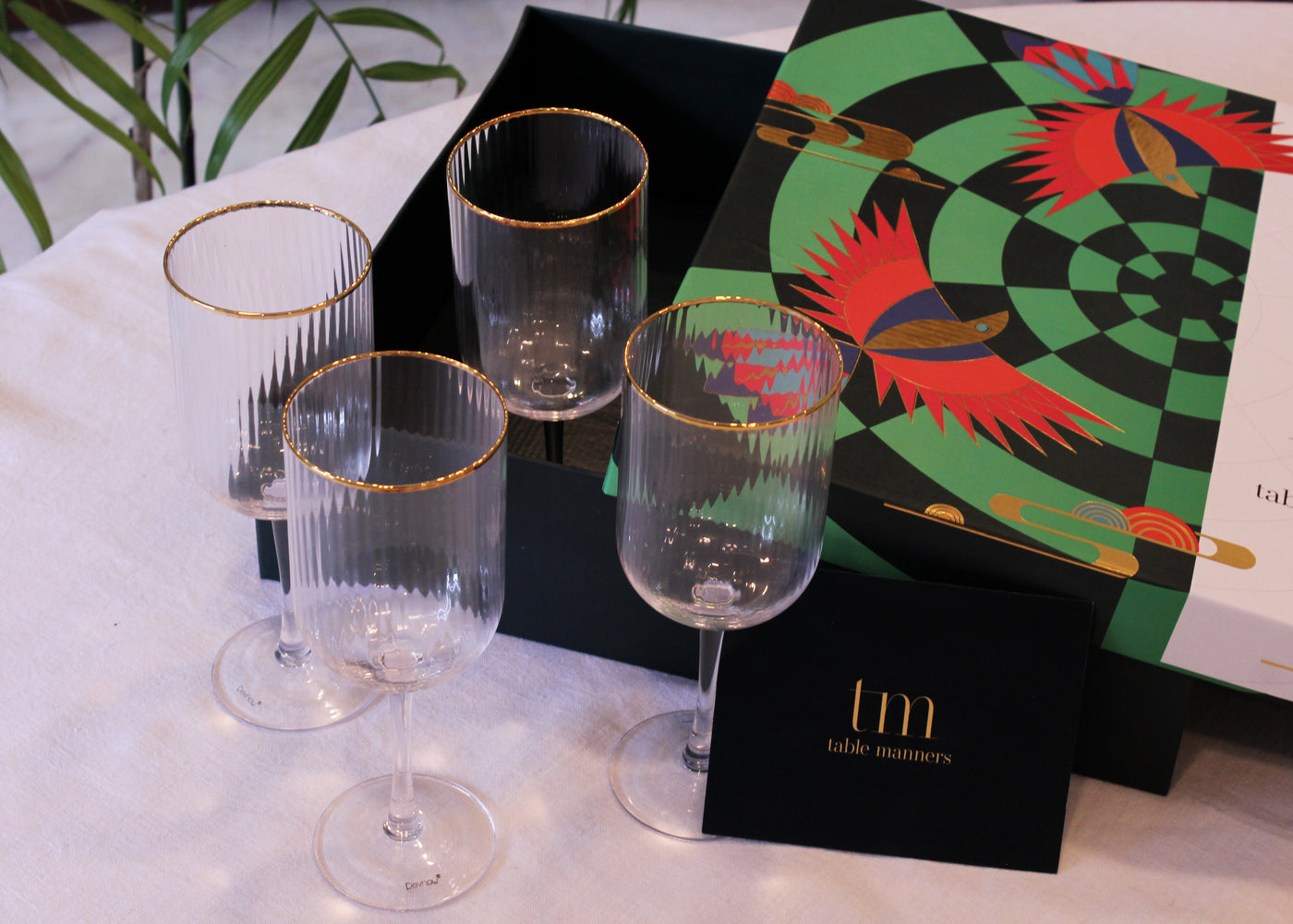 Gold Rim Wine Glass - Set of 4